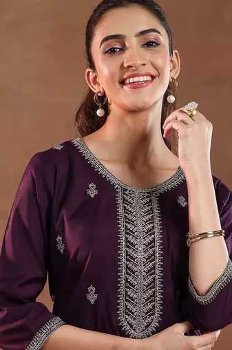 floral embroidered sequnnied straight kurta with trousers & dupatta