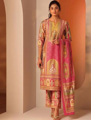 ethnic motifs printed notch neck straight kurta with trousers & dupatta 1