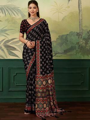 Black kalamkari mirror work silk blend designer saree 1