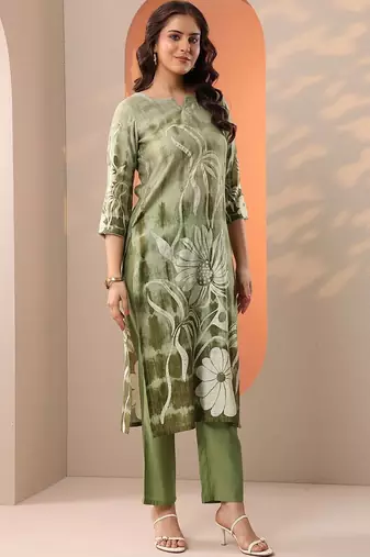 women floral printed regular kurta with trousers & with dupatta