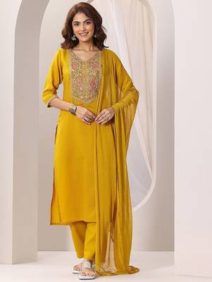 striped embroidered sequinned straight kurta with trousers and dupatta 2
