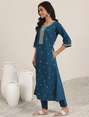 blue round neck floral zari embroidered a-line kurta with trouser and dupatta 4