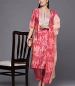women printed regular sequinned kurta with trousers & with dupatta