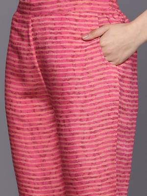 women printed regular sequinned kurta with trousers & with dupatta 5