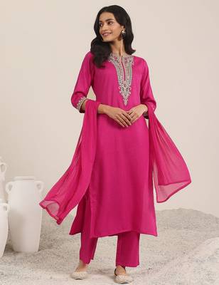 pink ethnic motifs yoke design notch-neck straight kurta with trousers & dupatta 2
