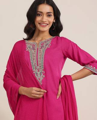 pink ethnic motifs yoke design notch-neck straight kurta with trousers & dupatta 3