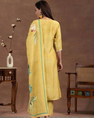 floral yoke design thread work notch neck straight kurta with trousers & dupatta 5