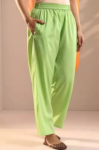 women ethnic motifs printed regular thread work kurta with trousers & with dupatta