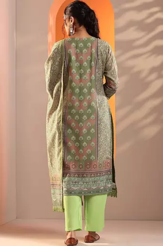 women ethnic motifs printed regular thread work kurta with trousers & with dupatta