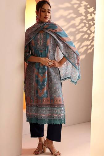 women ethnic motifs printed regular kurta with trousers & with dupatta