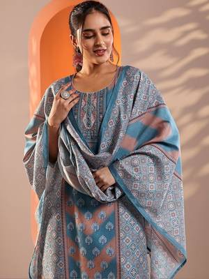 women ethnic motifs printed regular kurta with trousers & with dupatta 3