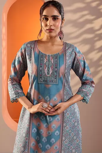 women ethnic motifs printed regular kurta with trousers & with dupatta