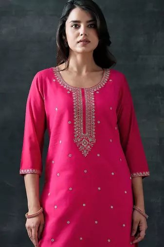 women ethnic motifs embroidered kurta with churidar & dupatta