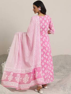 womens pink printed cotton anarkali kurta with churidar & dupatta 4