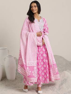 womens pink printed cotton anarkali kurta with churidar & dupatta 5