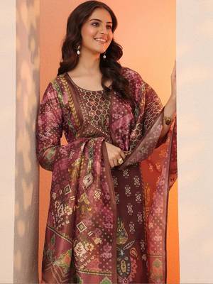 women ethnic motifs printed regular kurta with trousers & with dupatta 2