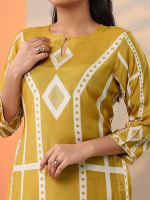 ethnic motifs printed straight kurta with trousers & dupatta 2