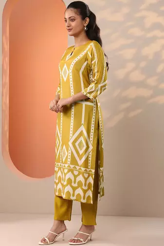 ethnic motifs printed straight kurta with trousers & dupatta