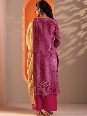 women bandhani dyed regular thread work kurta with palazzos & with dupatta 3