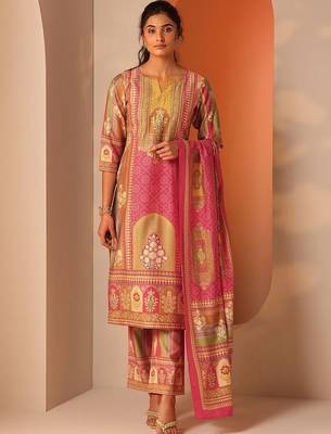 women ethnic motifs printed regular kurta with trousers & with dupatta 3