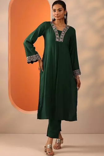 women ethnic motifs regular thread work kurta with trousers