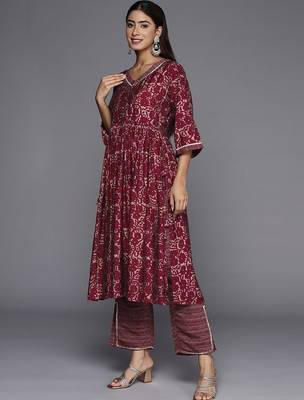 women floral printed empire kurta with trousers & with dupatta 2