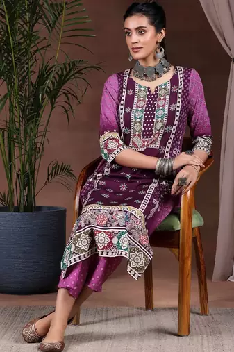 women ethnic motifs printed regular kurta with trousers