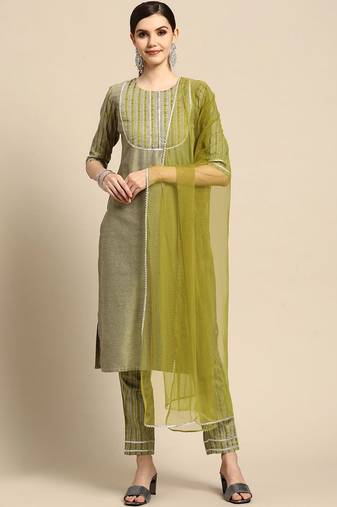 women yoke design regular kurta with trousers & with dupatta