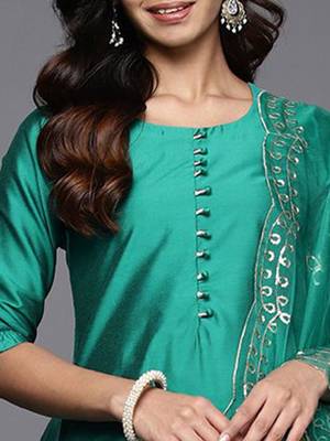 straight kurta with trousers & dupatta 2