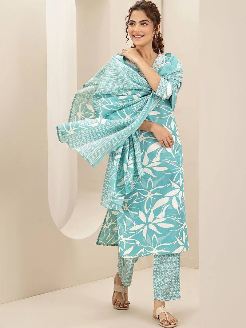 women floral printed regular thread work kurta with trousers & with dupatta