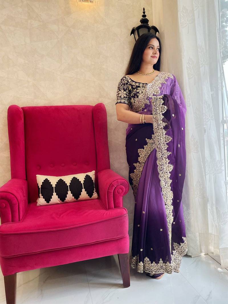 Purple purple & gold-tones floral embroidered saree