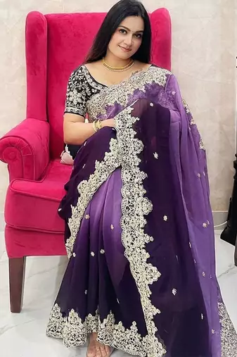 Purple purple & gold-tones floral embroidered saree