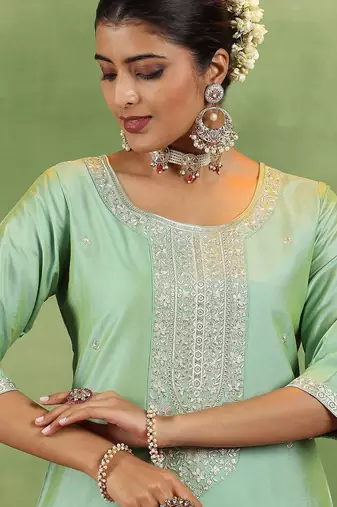 women ethnic motifs yoke design regular kurta with trousers & with dupatta
