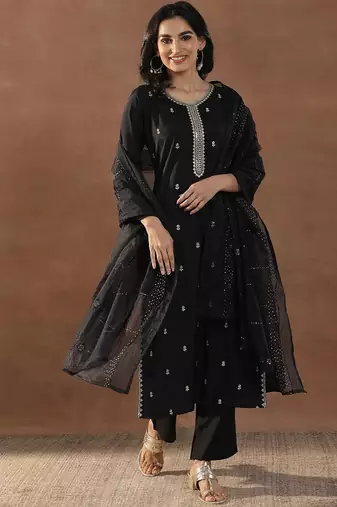 women floral embroidered regular sequinned kurta with trousers & with dupatta