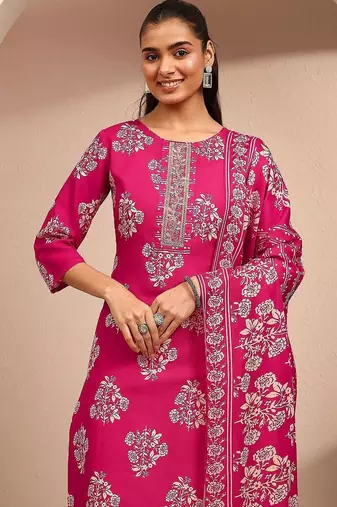 women floral printed regular thread work kurta with trousers & with dupatta