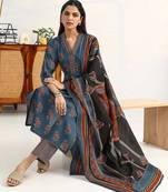 women ethnic motifs printed regular cotton blend kurta with trousers & with dupatta