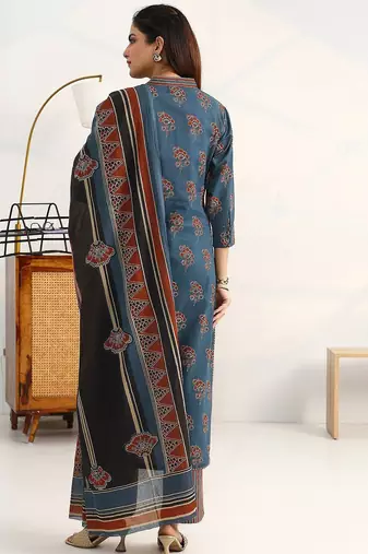 women ethnic motifs printed regular cotton blend kurta with trousers & with dupatta