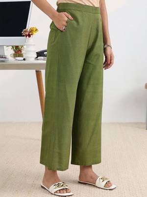 ethnic motifs printed v neck sleeveless kurta with palazzos & dupatta 7