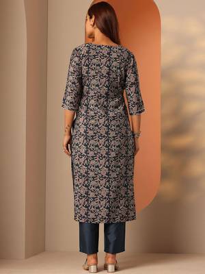 paisley printed notch neck thread work straight kurta with trousers 5