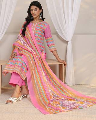 libas pink chevron printed straight suit set with dupatta 1