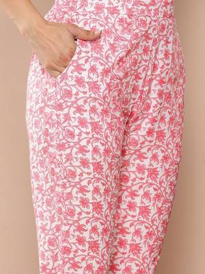 women floral printed regular kurta with trousers & with dupatta 5