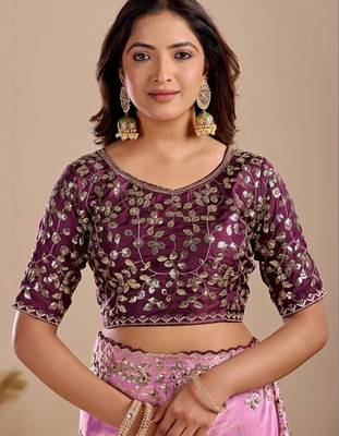 Pink floral sequinned silk blend designer saree 4