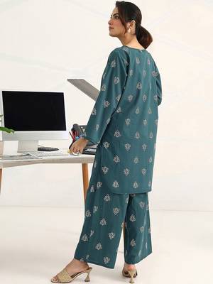 women ethnic motifs printed regular cotton blend kurta with palazzos 4