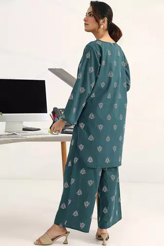 women ethnic motifs printed regular cotton blend kurta with palazzos
