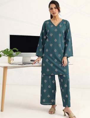 women ethnic motifs printed regular cotton blend kurta with palazzos 6