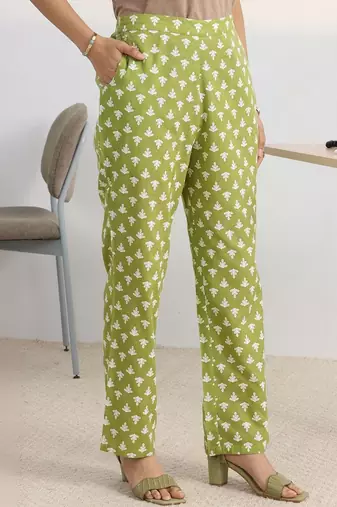 women ethnic motifs printed regular thread work kurta with trousers & with dupatta