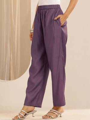 women ethnic motifs embroidered regular thread work kurta with trousers 6