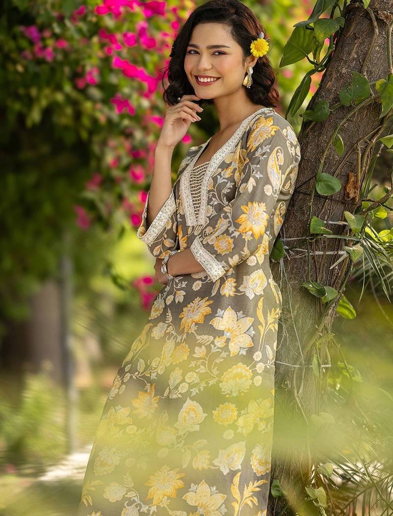 floral printed v-neck kurta with trouser