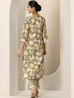 floral printed v-neck kurta with trouser 6