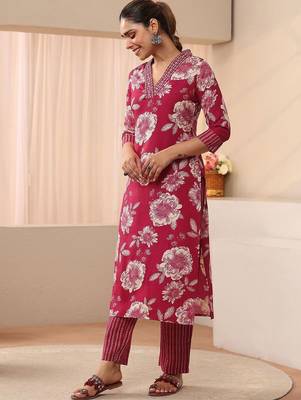 women floral printed regular kurta with trousers & with dupatta 5